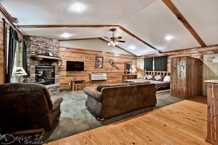 Secluded 2 Story Cabin Pool Wifi Smart Tvs Eureka Springs Exterior photo